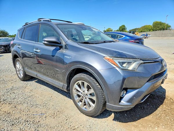 2016 TOYOTA RAV4 Limited (G Grade) — Passenger 3/4