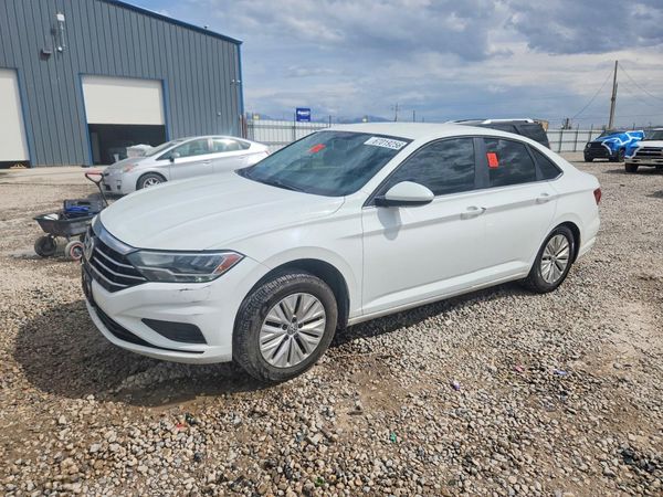 2019 VOLKSWAGEN JETTA
