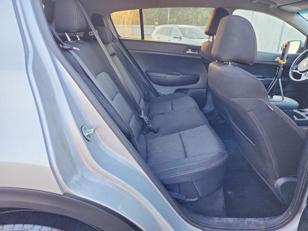 2017 KIA SPORTAGE LX