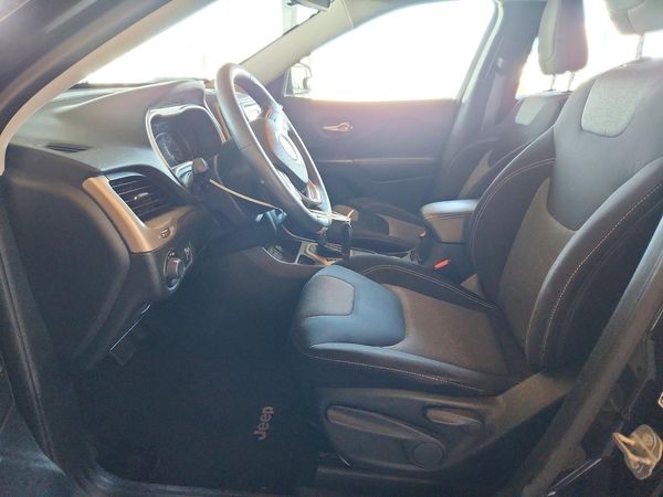 2014 JEEP GRAND CHER Sport — DENT