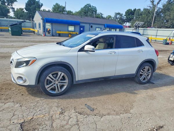 2018 MERCEDES-BENZ GLA