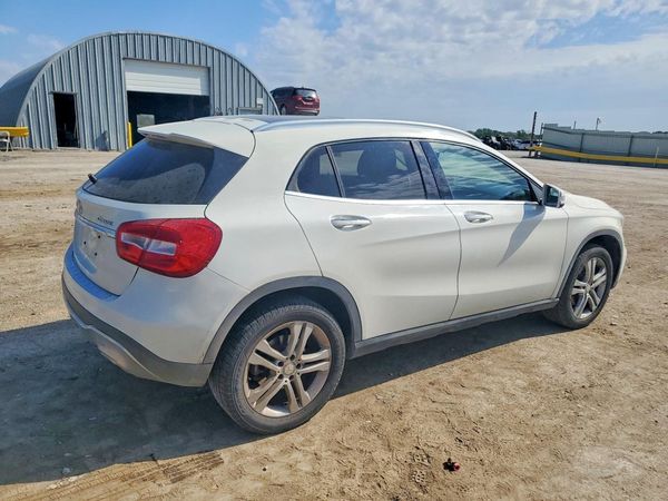 2018 MERCEDES-BENZ GLA