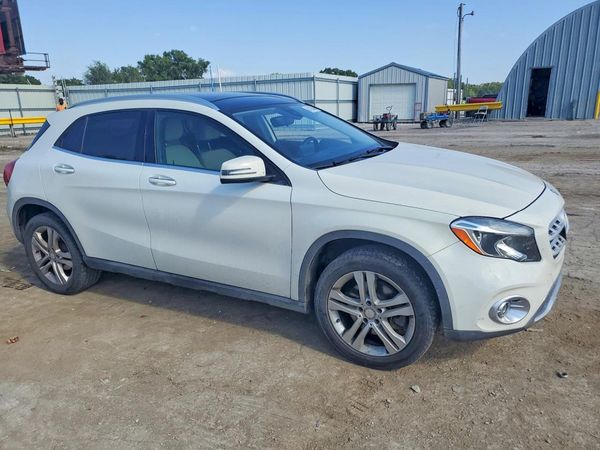 2018 MERCEDES-BENZ GLA