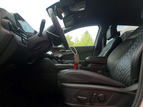 2026 KIA SPORTAGE LX — DENT