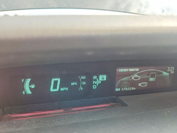 2015 TOYOTA PRIUS