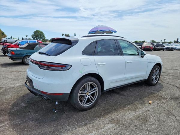 2020 PORSCHE MACAN