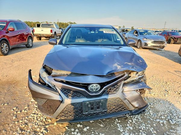 2019 TOYOTA CAMRY