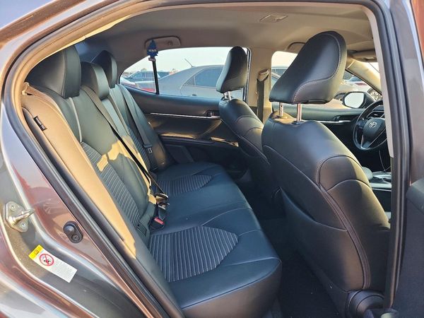 2019 TOYOTA CAMRY