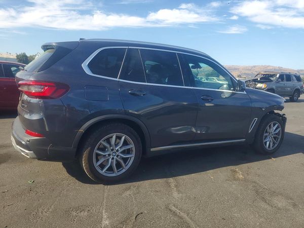 2022 BMW X5 sDrive40i