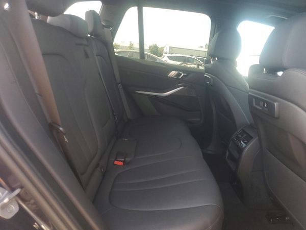 2022 BMW X5 sDrive40i