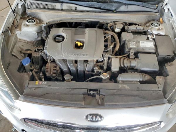 2019 KIA FORTE — Engine bay