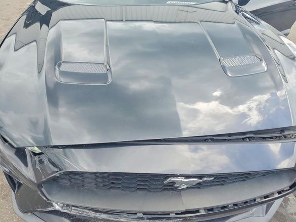 2020 FORD MUSTANG