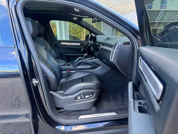 2019 PORSCHE CAYENNE S E-Hybrid