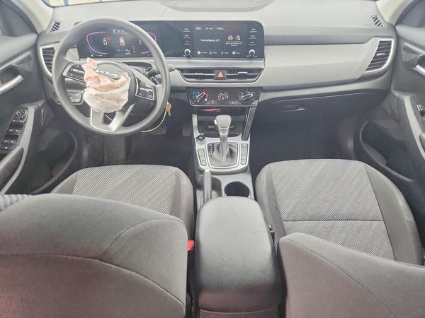 2024 KIA SELTOS LX