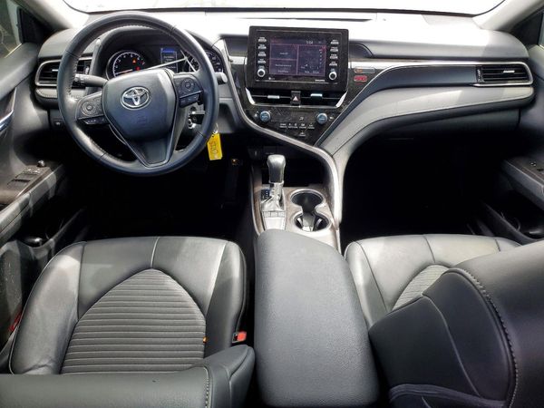 2024 TOYOTA CAMRY