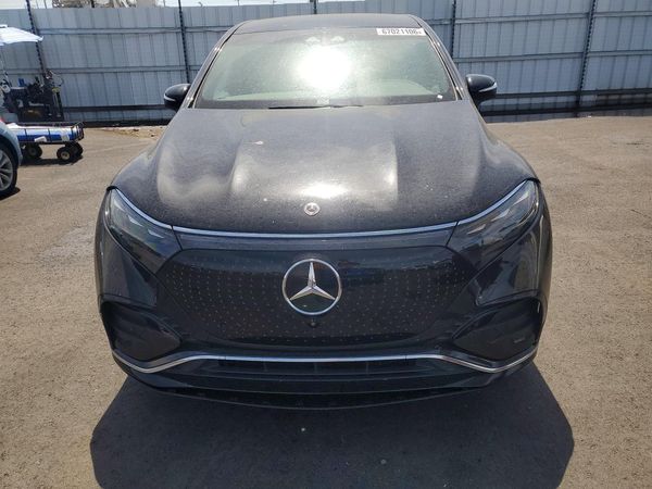 2023 MERCEDES-BENZ EQS SUV