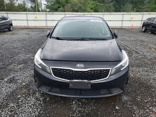 2017 KIA FORTE LX Base