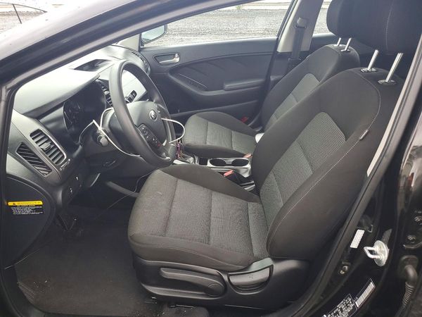 2017 KIA FORTE LX Base