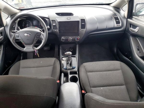 2017 KIA FORTE LX Base