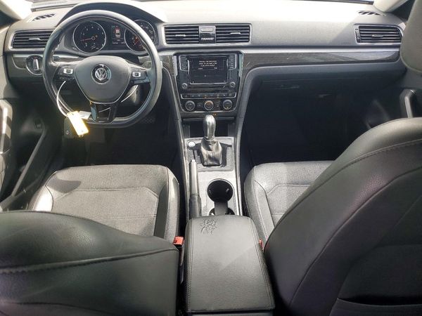 2018 VOLKSWAGEN PASSAT SE, SE w/ Technology