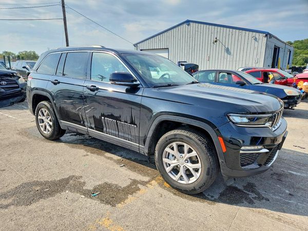 2022 JEEP GRAND CHEROKEE