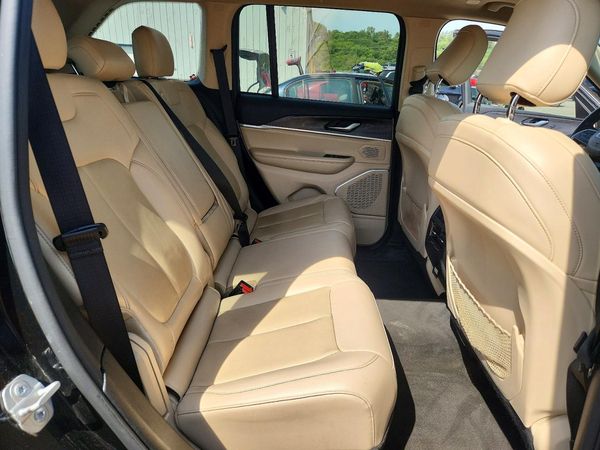 2022 JEEP GRAND CHEROKEE