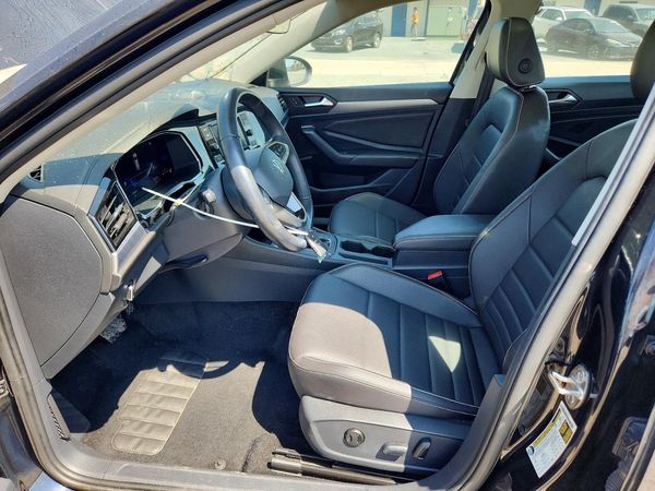 2024 VOLKSWAGEN JETTA SE, SE (AQ301 Trans)
