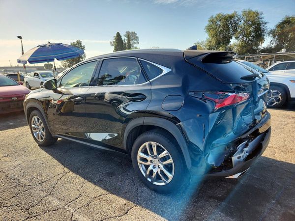 2015 LEXUS NX 200t Luxury