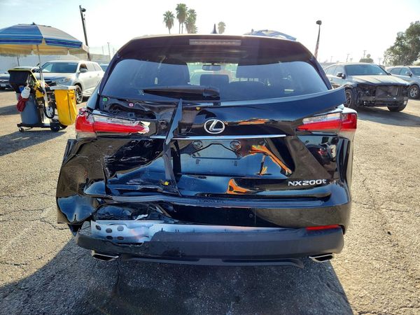 2015 LEXUS NX 200t Luxury