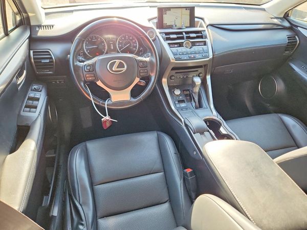 2015 LEXUS NX 200t Luxury
