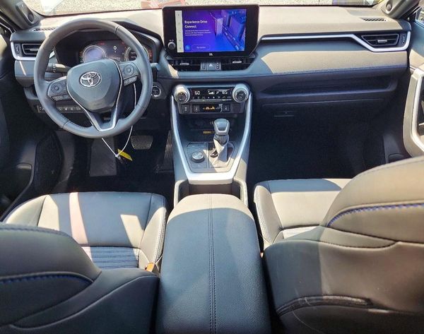 2024 TOYOTA RAV4 XSE
