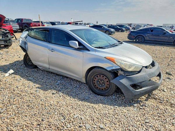 2012 HYUNDAI ELANTRA