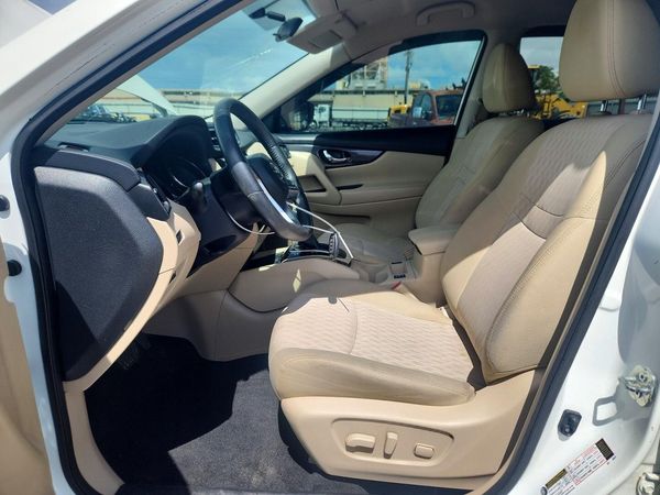 2018 NISSAN ROGUE — DENT