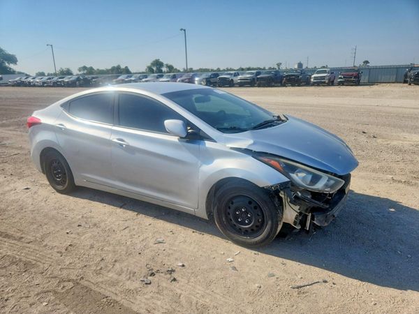 2016 HYUNDAI ELANTRA