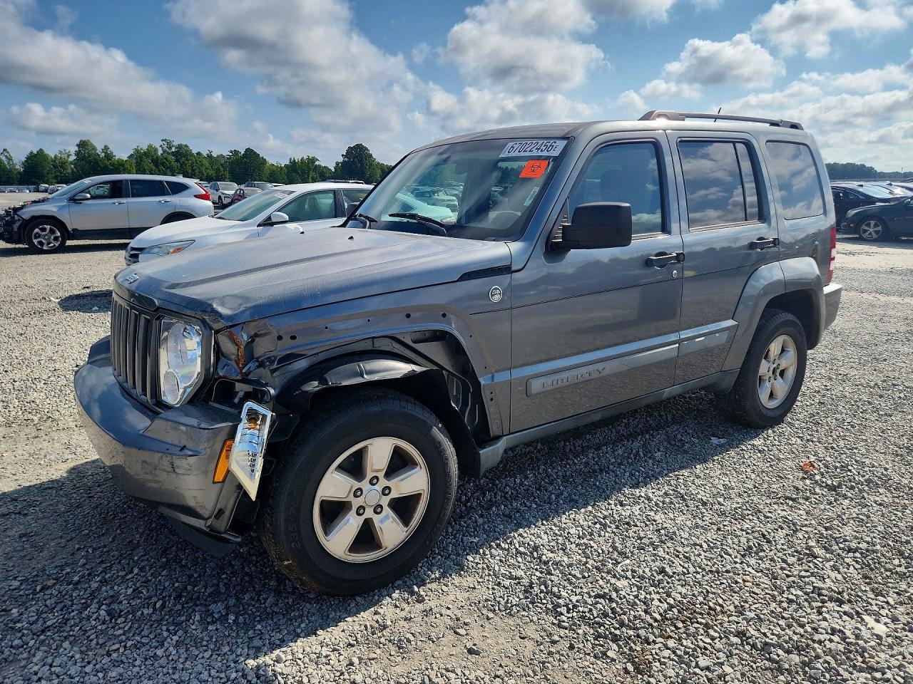 2012 JEEP LIBERTY Sport — Front 3/4
