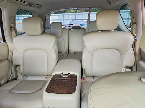 2017 INFINITI QX80