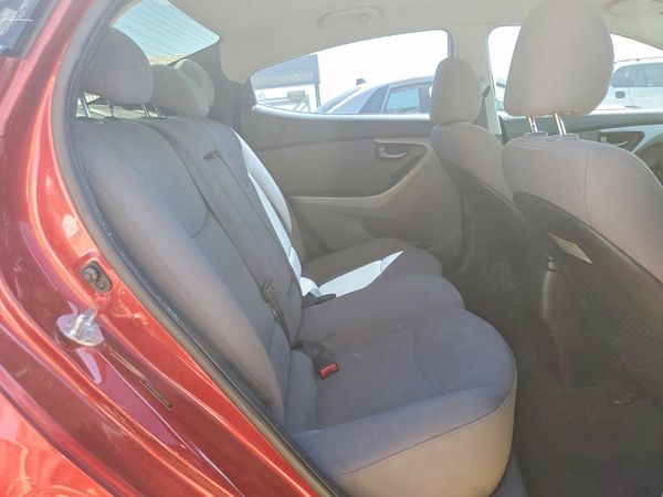 2016 HYUNDAI ELANTRA