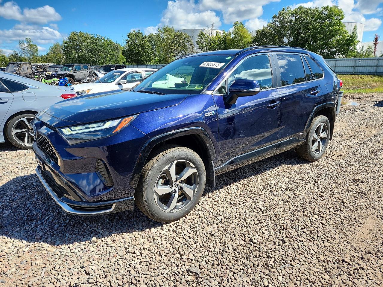 2023 TOYOTA RAV4 SE