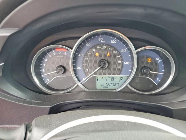 2014 TOYOTA COROLLA L/LE
