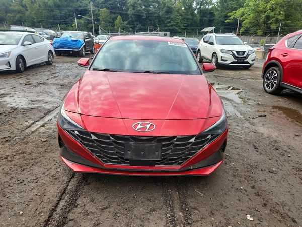 2021 HYUNDAI ELANTRA
