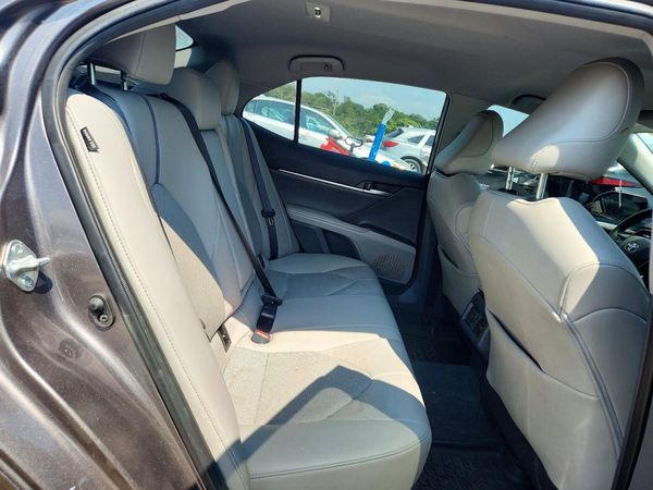 2023 TOYOTA CAMRY XLE