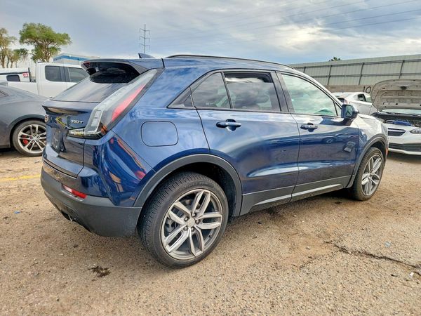 2020 CADILLAC XT4