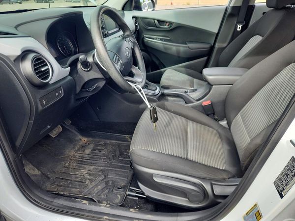 2019 HYUNDAI KONA SE