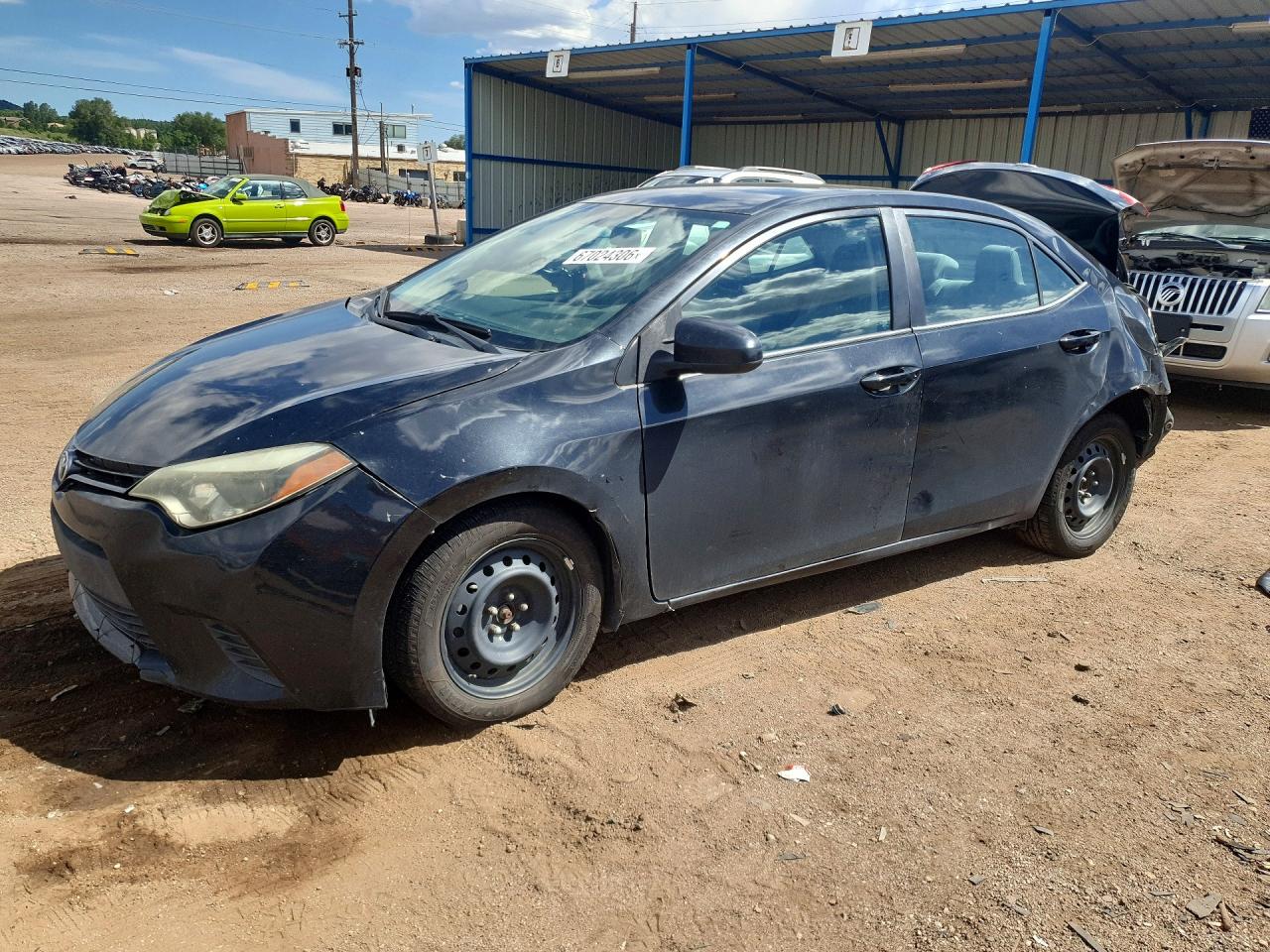 2015 TOYOTA COROLLA