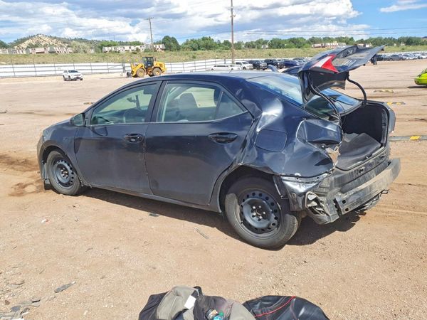 2015 TOYOTA COROLLA