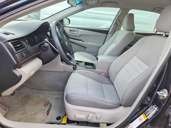 2016 TOYOTA CAMRY