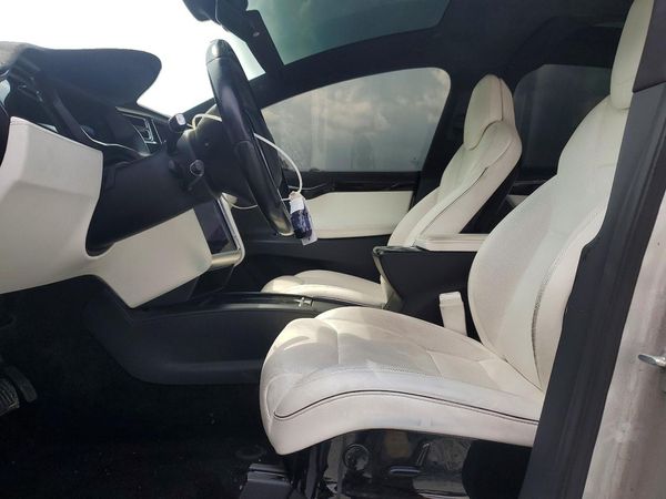 2017 TESLA MODEL X