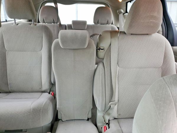 2016 TOYOTA SIENNA