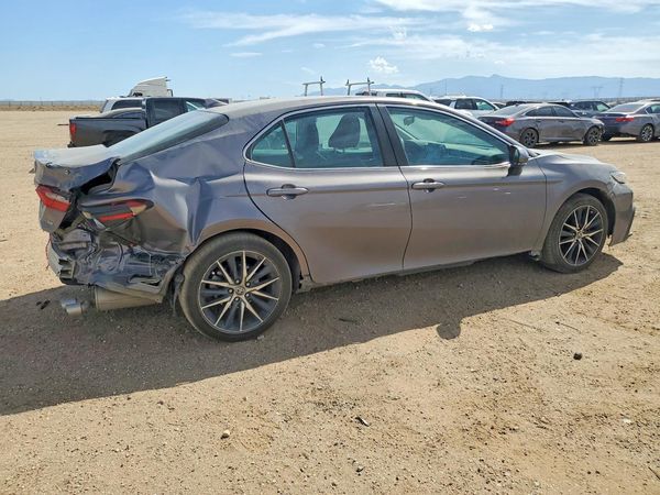 2022 TOYOTA CAMRY