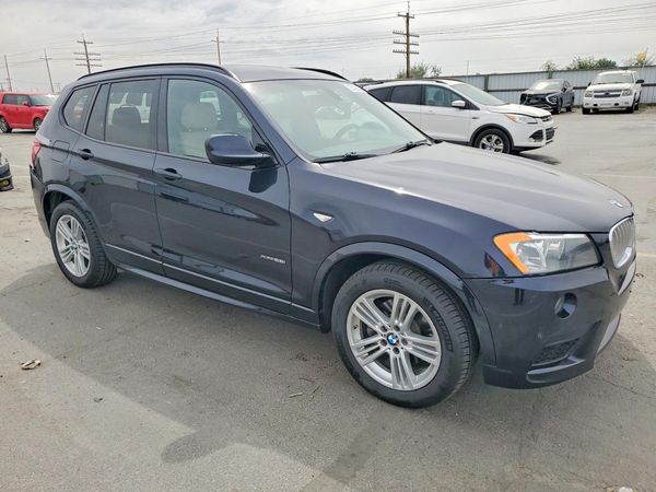 2012 BMW X3 xDrive28i — Passenger 3/4